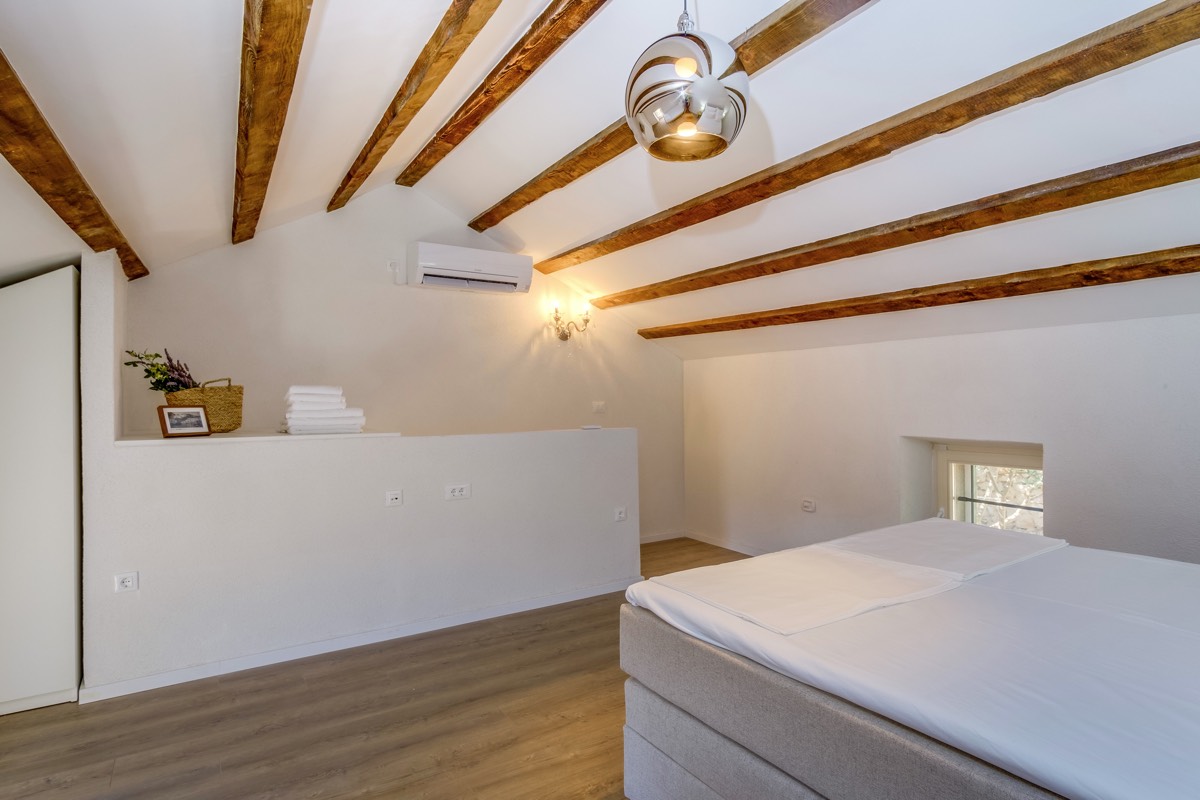 casa-rustica-apartment-silver-mali-losinj-croatia 06