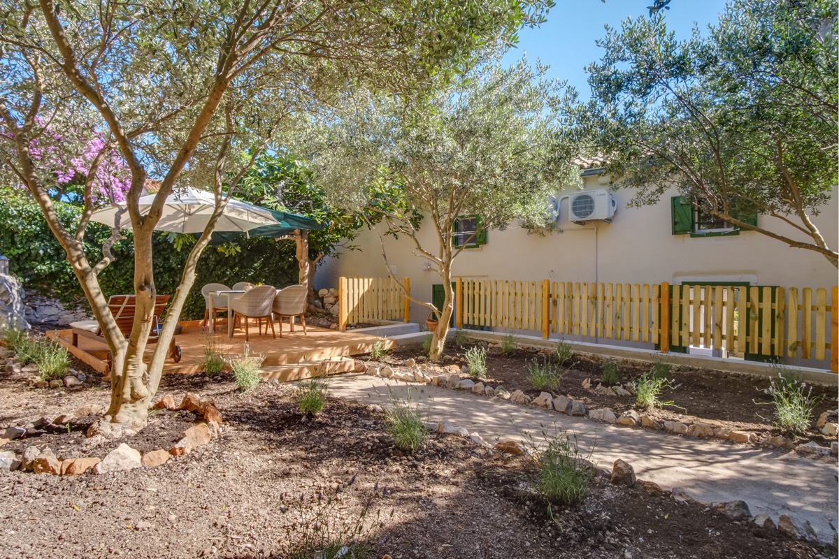 casa-rustica-apartment-silver-mali-losinj-croatia 16